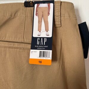 NWT Gap Women's Slim Ankle Pant, size 16 Tan